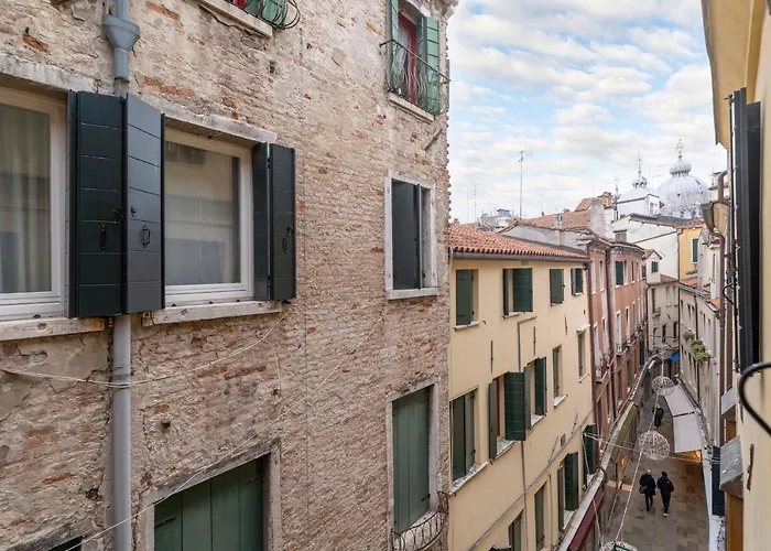 San Marco New Romantic アパート *